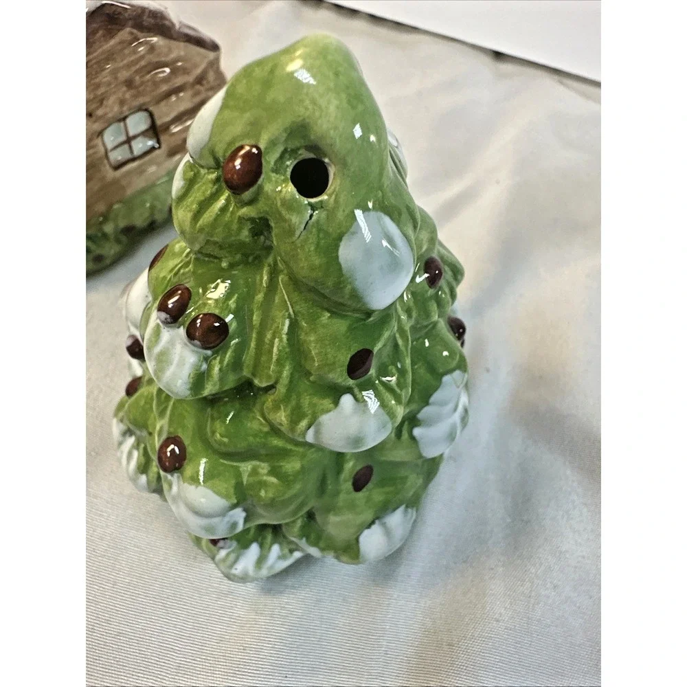 Set of 3 Vintage Holiday Time Ceramic Salt &Pepper Shakers Moose/Tree/Cabin Set